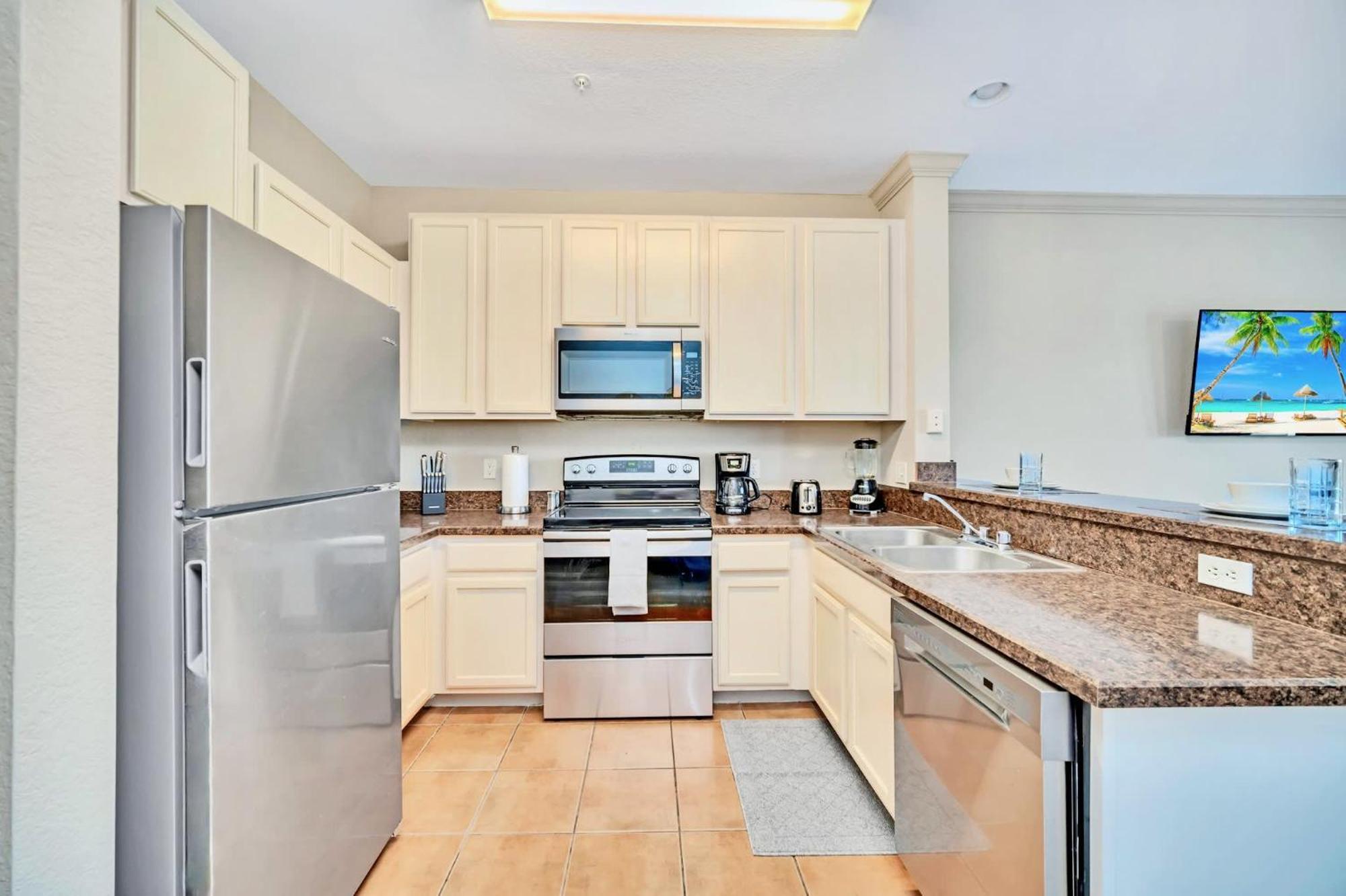 Bright Condo - 2Br With Pool & Hot Tub, Near Disney! Orlando Kültér fotó