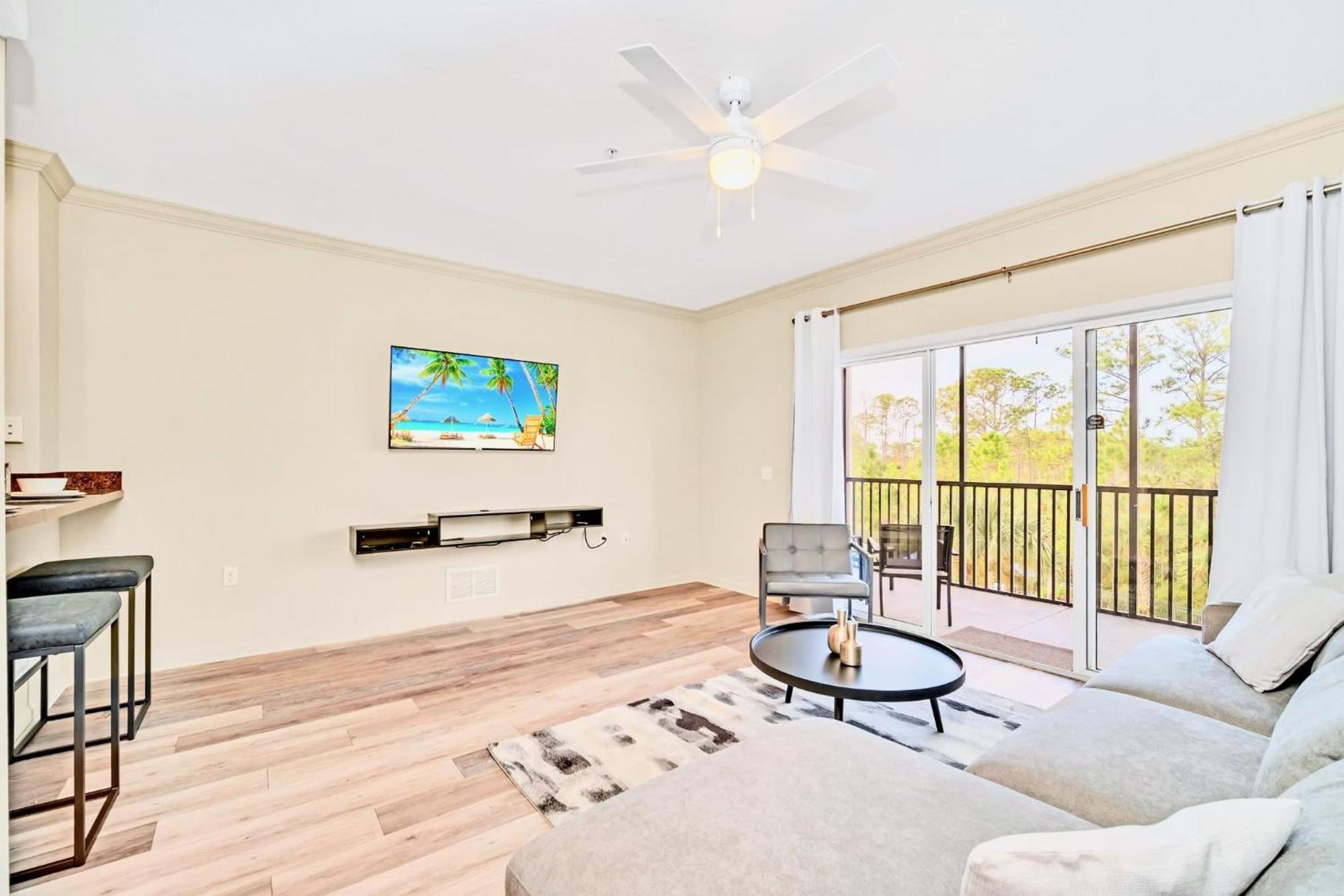 Bright Condo - 2Br With Pool & Hot Tub, Near Disney! Orlando Kültér fotó