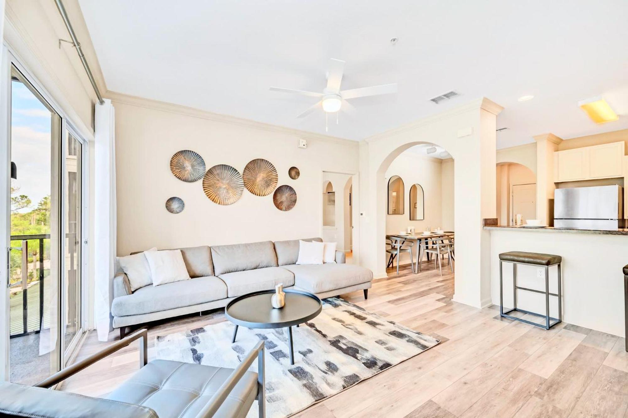 Bright Condo - 2Br With Pool & Hot Tub, Near Disney! Orlando Kültér fotó