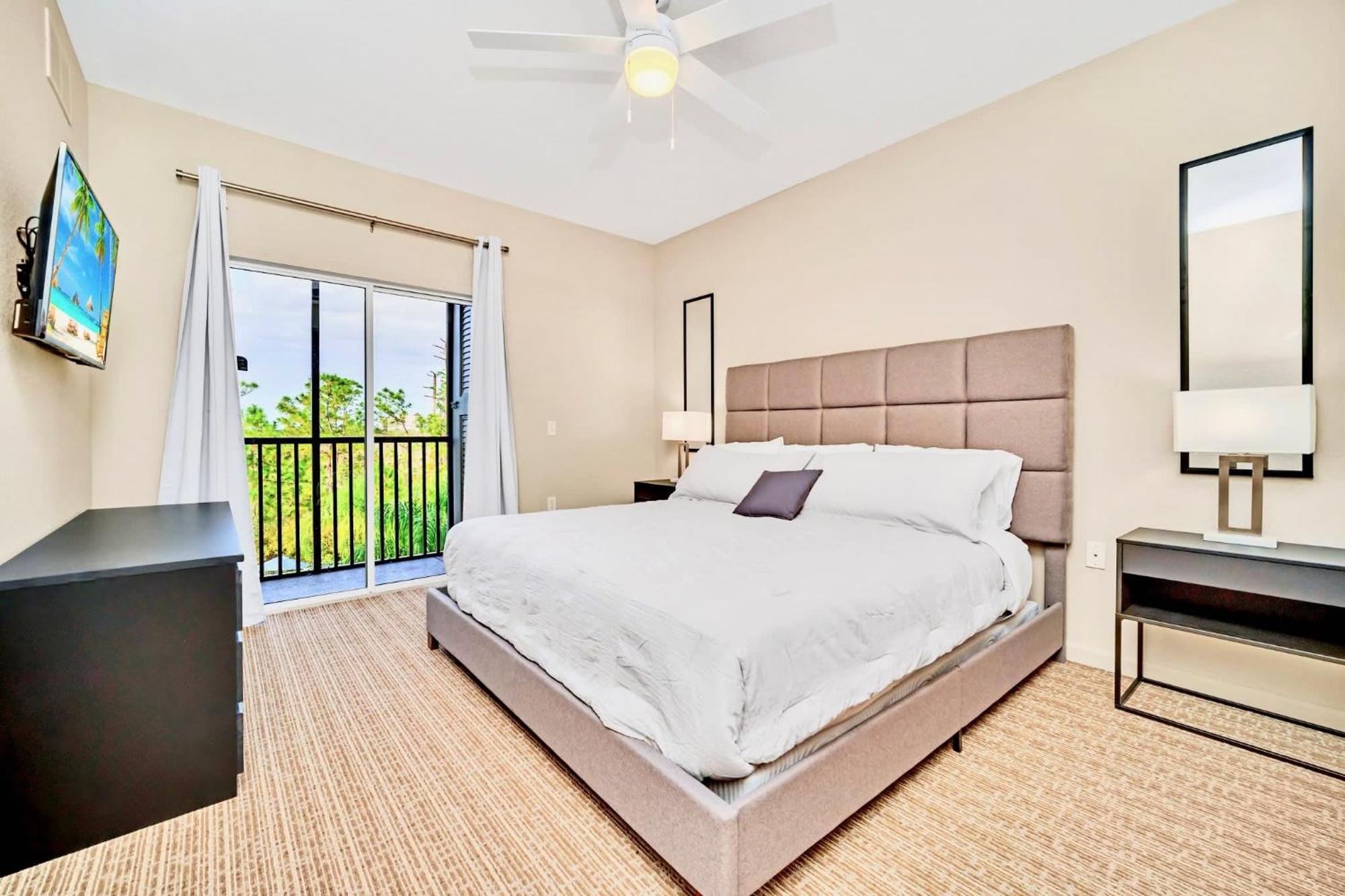 Bright Condo - 2Br With Pool & Hot Tub, Near Disney! Orlando Kültér fotó